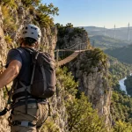Via ferrata Millau : ligne de vie sur rocher vers les Gorges de la Dourbie